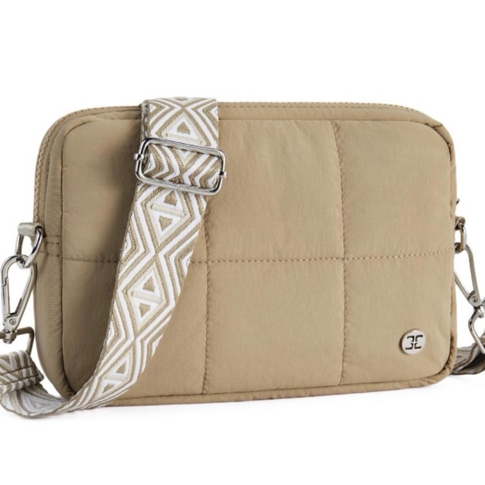 NWT Quilted Tan Crossbody Bag with Patterned Adjustable Strap - Picture 5 of 10